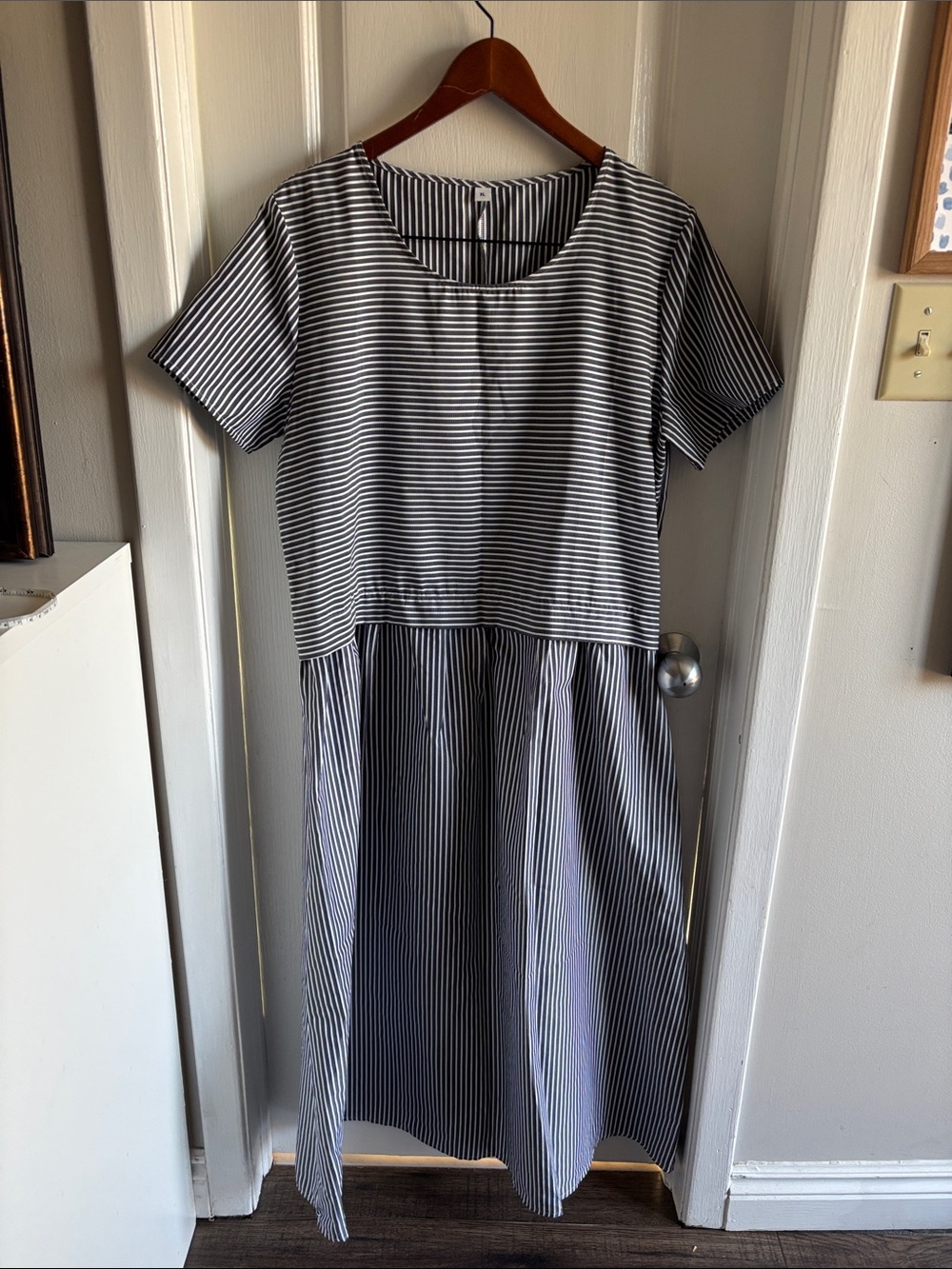 Striped Short Sleeve Dress - Blue & White